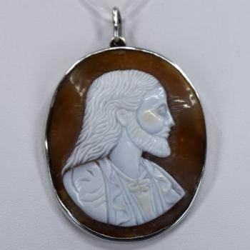 Cameo with man´s head